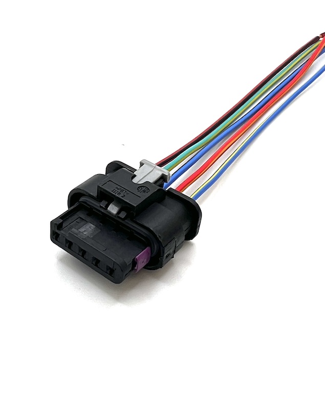 Разъем ДМРВ VAG , Audi, Skoda, Volkswagen 5 контактов ОЕМ: 4F0973705
